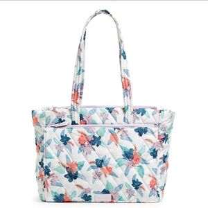 Vera Bradley Ultralight Travel Tote - Tropical Floral